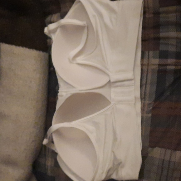 Bra sz XL - Picture 2 of 3